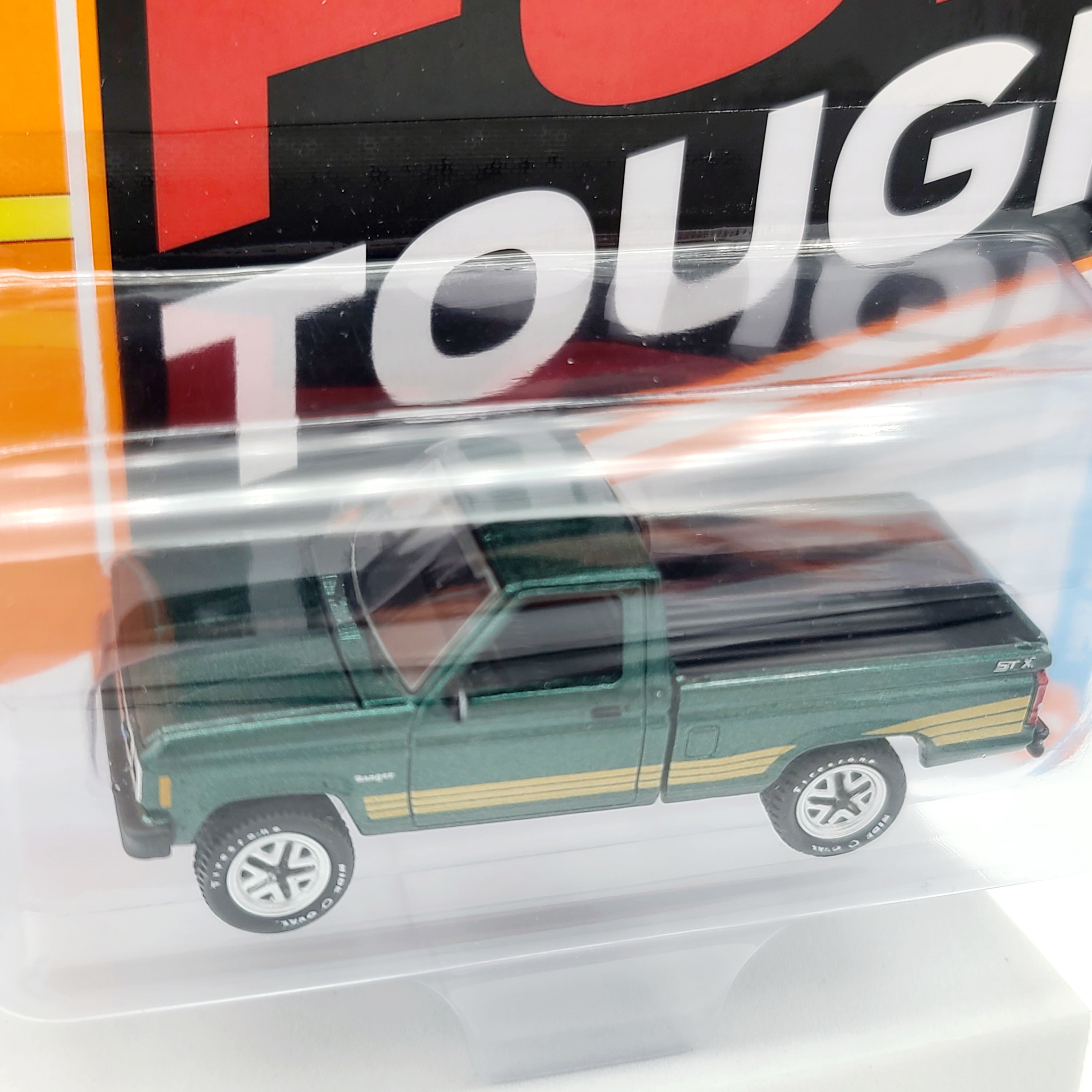 Johnny Lightning '87 Ford Ranger SXT Pickup - 1:64, Alpha Green Metallic (2025 Classic Gold Release 2 B)